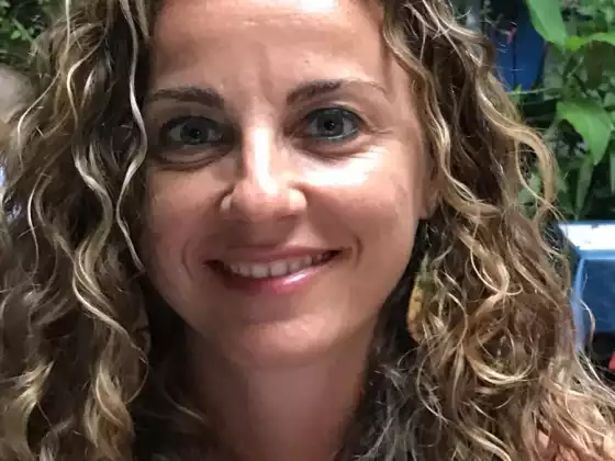 Laura Llacuna - Health & Wellness, Holistic Health, Nutrition 