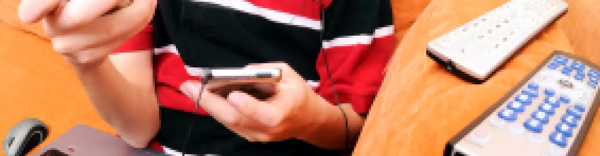 Parenting Your Screenager - Getting the balance right - Online Class by Sarah Newton