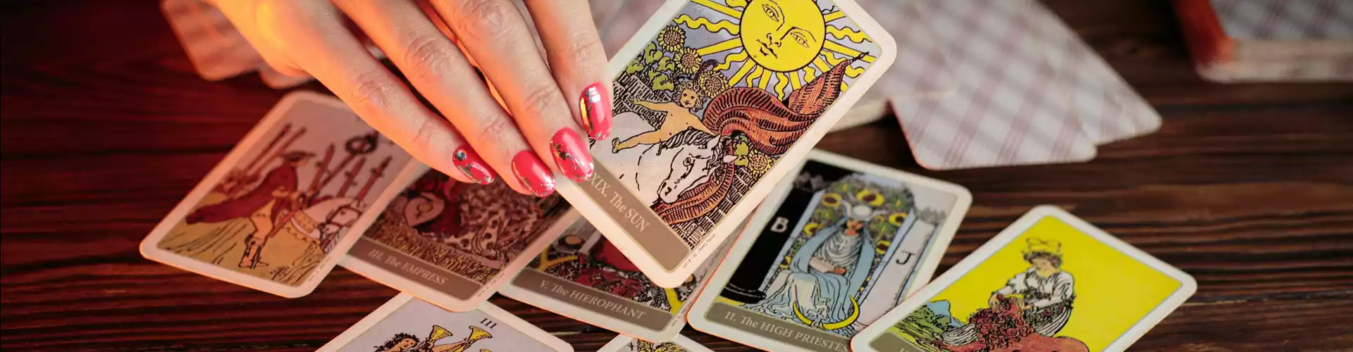 Tarot du mercredi soir - Online Class by Elissa Heyman