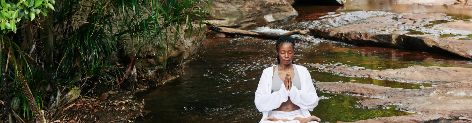 Gassho Geçidi: Reiki Uygulayıcıları için Kalp Merkezli Meditasyon - Online Class by Priestess Ganesa